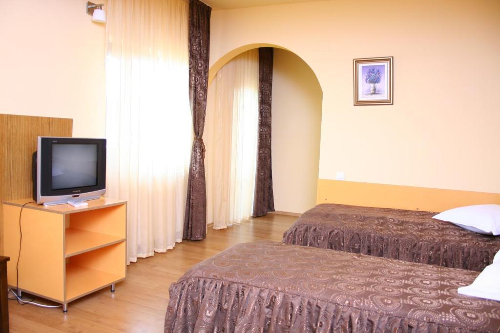 Vila Delta Travel - Mila 23 Mila Douazeci si Trei Quarto foto